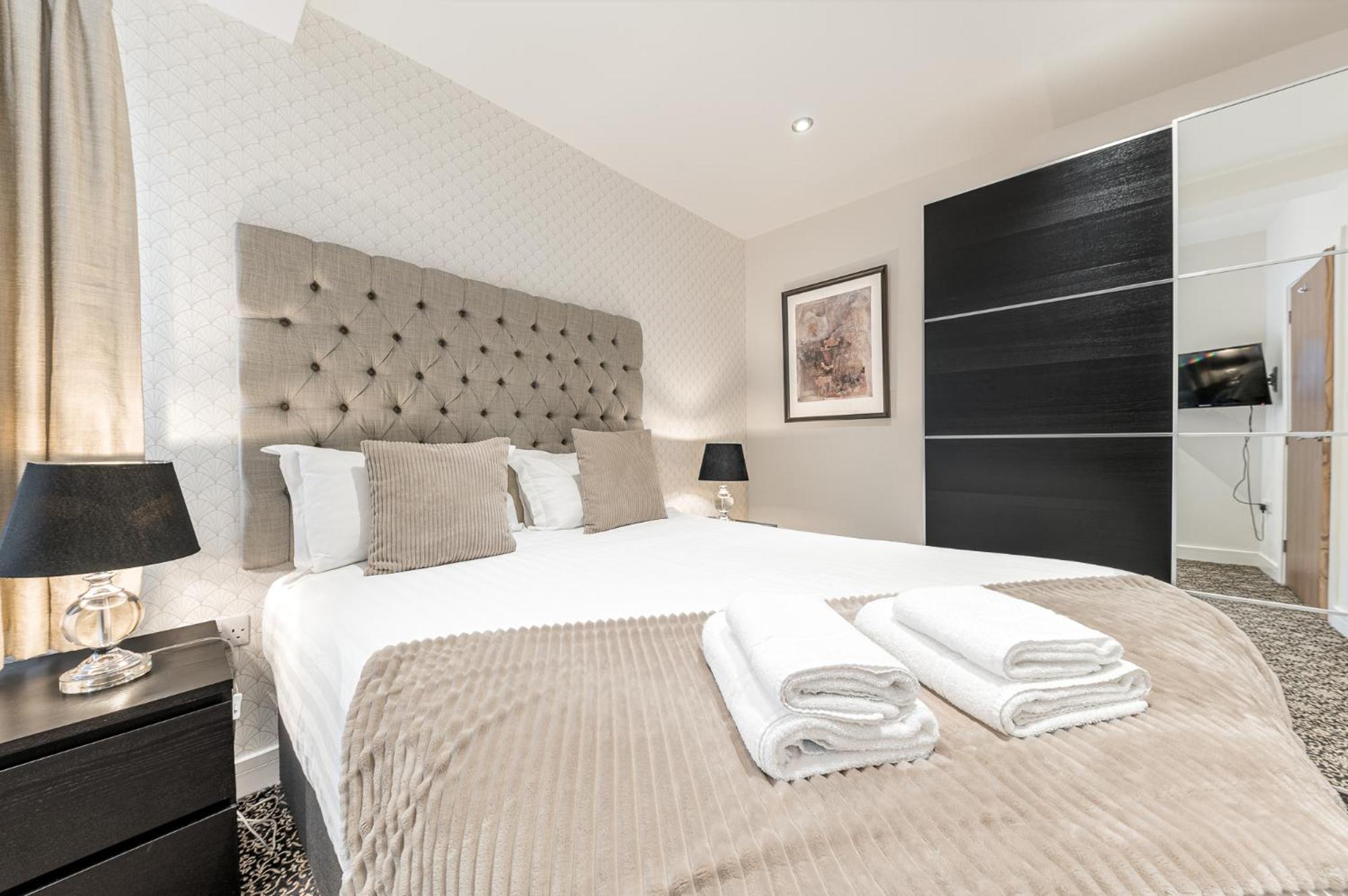 Abbey Apartments Modern Aparthotel For Tourists & Professionals Barrow-in-Furness Bilik gambar