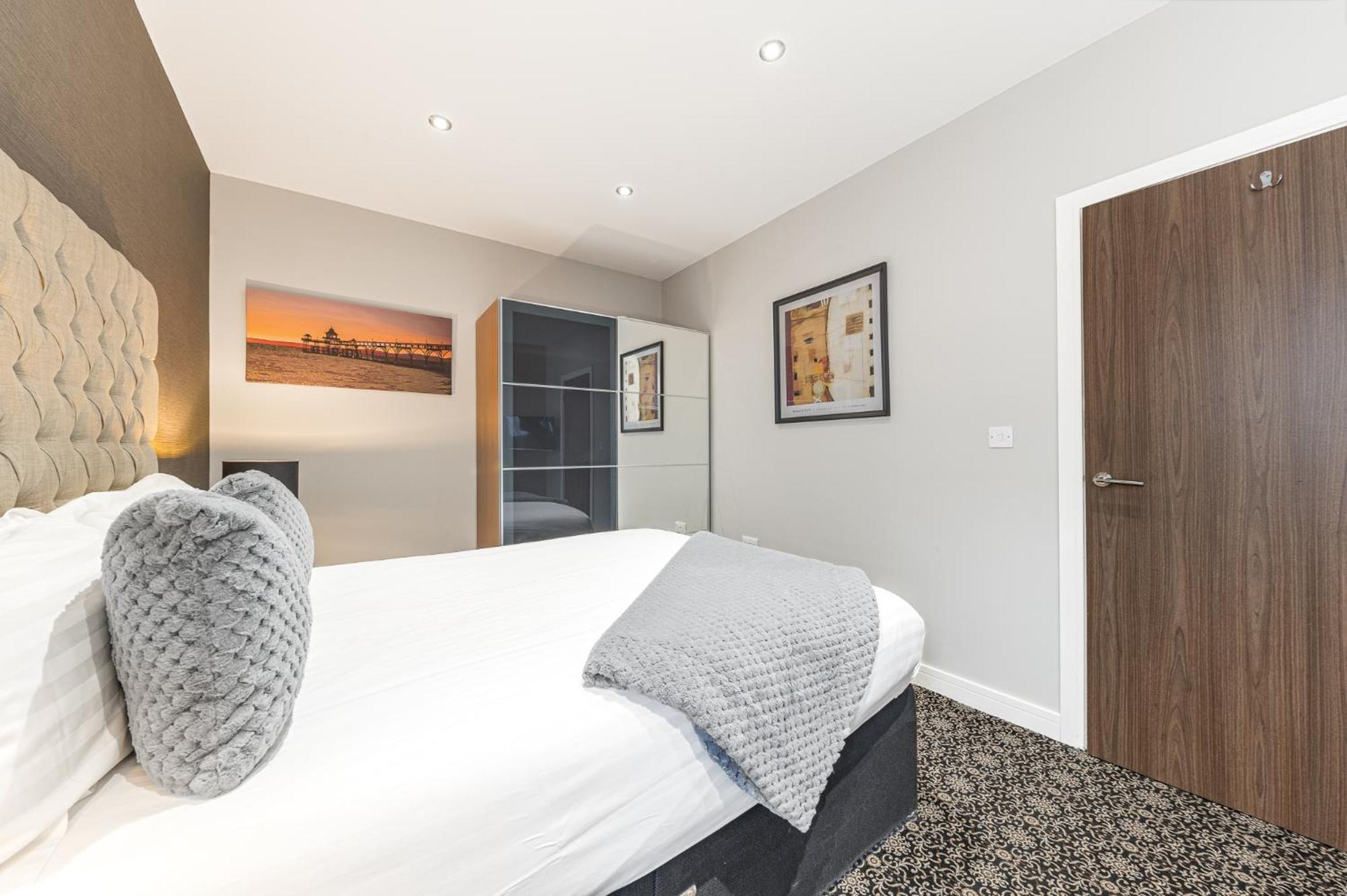 Abbey Apartments Modern Aparthotel For Tourists & Professionals Barrow-in-Furness Bilik gambar