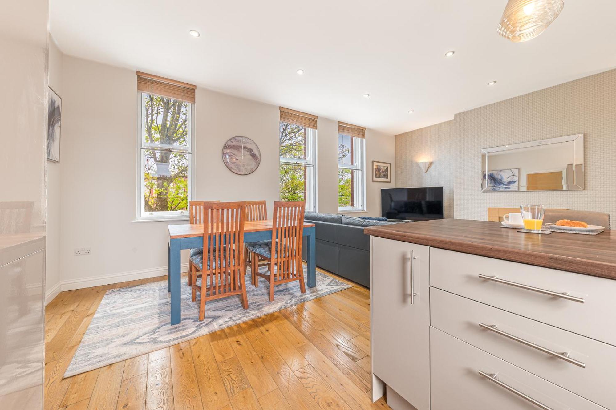 Abbey Apartments Modern Aparthotel For Tourists & Professionals Barrow-in-Furness Bilik gambar