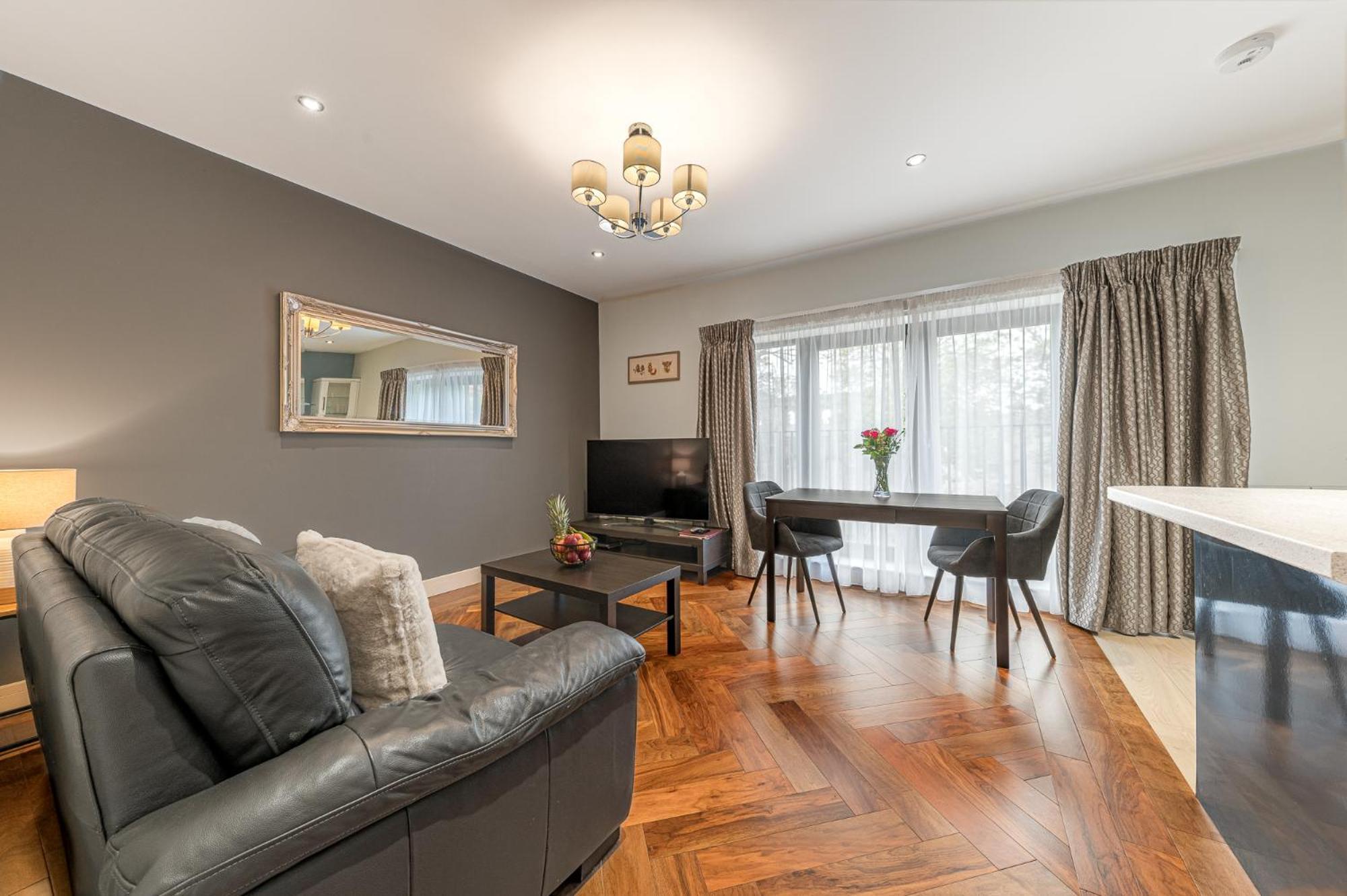 Abbey Apartments Modern Aparthotel For Tourists & Professionals Barrow-in-Furness Bilik gambar